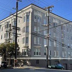 Russian Hill Apartments - Larkin at Green