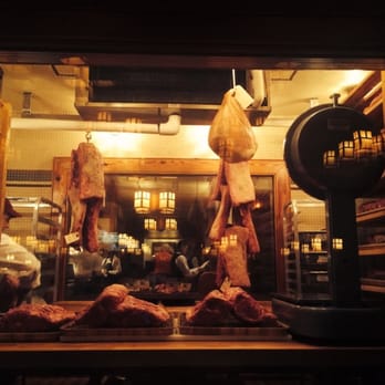 Crew's Cup Lounge - Meat. - Lounges Near Me - Lake Buena Vista, Florida Crew's Cup Lounge - Meat. - Lounges Near Me - Lake Buena Vista, Florida