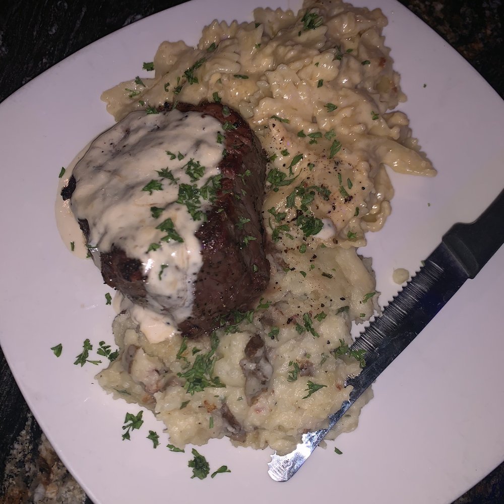 The Soho Backyard - Sirloin steak entree - Burgers Near Me - Tampa, Florida The Soho Backyard - Sirloin steak entree - Burgers Near Me - Tampa, Florida