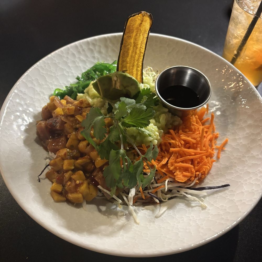 Draft Gastropub - Tuna poke bowl - Gastropubs Near Me - Appleton, Wisconsin Draft Gastropub - Tuna poke bowl - Gastropubs Near Me - Appleton, Wisconsin