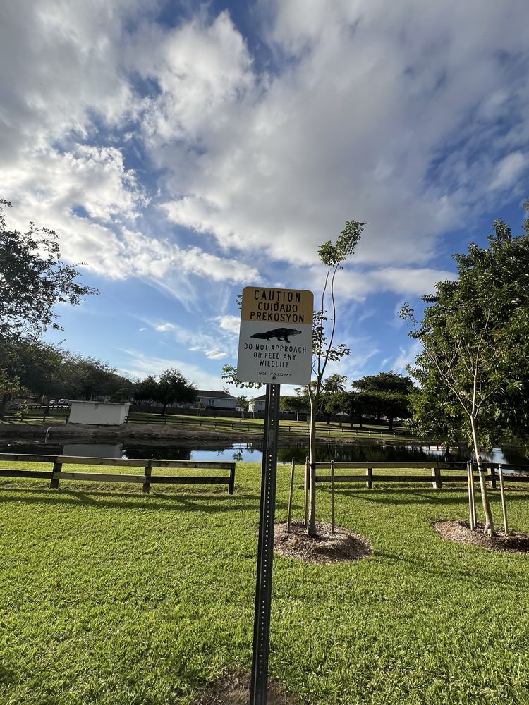 Kendall Green Park Image