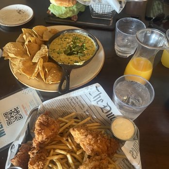 The Duck Dive - Blue burger , spinach dip and chicken tenders - Sports Bars Near Me - San Diego, California