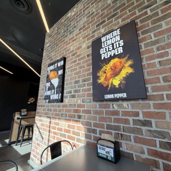 Wingstop - Chicken Wings Near Me - Thornhill, Ontario