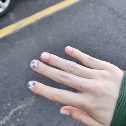 Honey Nail Studio - Luminary gel