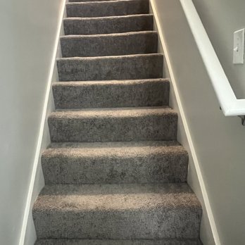 Maid With Luxe Cleaning Services - Stairs - Home Cleaning Near Me