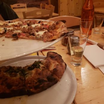 Olive & Garlic - Pizza Near Me - Franklin Square, New York Olive & Garlic - Pizza Near Me - Franklin Square, New York