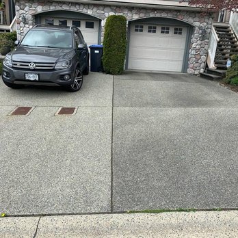 Spartan Power Washing - Side by side of how good we can make a driveway look. - Gutter Services Near Me - Port Coquitlam, British Columbia Spartan Power Washing - Side by side of how good we can make a driveway look. - Gutter Services Near Me - Port Coquitlam, British Columbia
