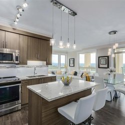 Michael Cosburn- Homelife Benchmark Realty