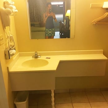 Econo Lodge I-40 Exit 286-Holbrook - Charming, immaculate rooms. - Hotels Near Me - Holbrook, Arizona Econo Lodge I-40 Exit 286-Holbrook - Charming, immaculate rooms. - Hotels Near Me - Holbrook, Arizona
