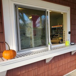 The Bees Knees Bakery - Takeout window