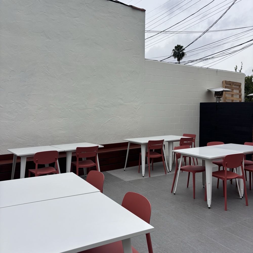 Loose Cannon Cafe - Patio - Coffee & Tea Near Me - Glendale, California Loose Cannon Cafe - Patio - Coffee & Tea Near Me - Glendale, California