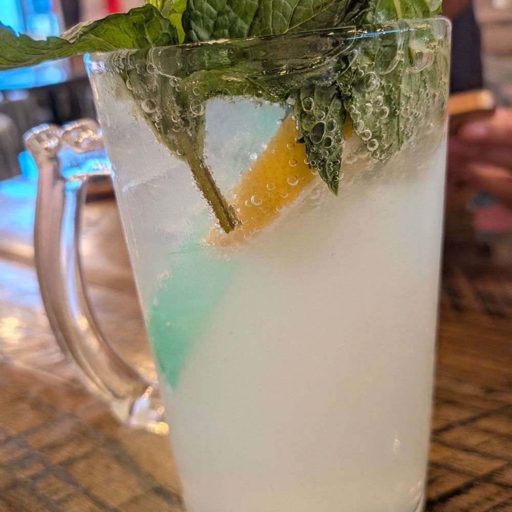 Pizza Vibes - Mojito - Pizza Near Me - The Colony, Texas