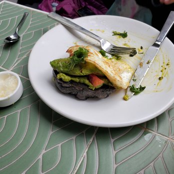 Savoca - Avocado toast with egg - Italian Near Me - Los Angeles, California Savoca - Avocado toast with egg - Italian Near Me - Los Angeles, California