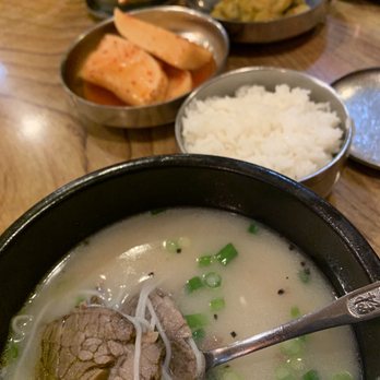 Gom Tang E - Sal gogi sullungtang - the #2 soup - Korean Near Me - Centreville, Virginia Gom Tang E - Sal gogi sullungtang - the #2 soup - Korean Near Me - Centreville, Virginia