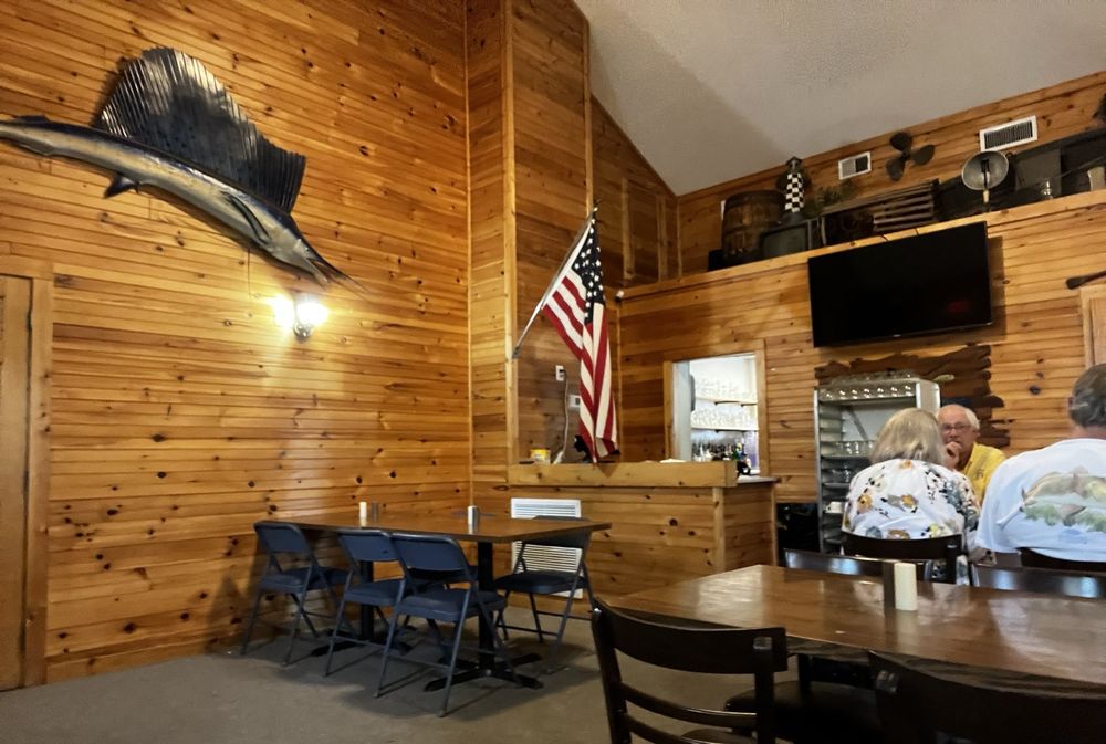 DELTA GROCERY RESTAURANT AND BAR Updated November 2024 18 Photos