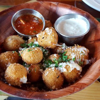 Zoli's NY Pizza - Nuggz - Pizza Near Me - Addison, Texas Zoli's NY Pizza - Nuggz - Pizza Near Me - Addison, Texas
