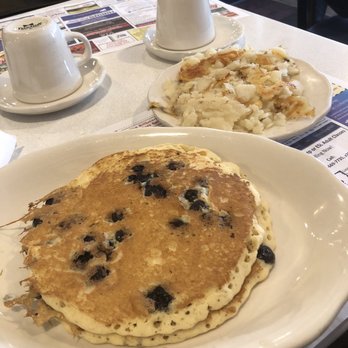 Round The Clock Diner - Blueberry pancakes and home fries - Diners Near Me - York, Pennsylvania Round The Clock Diner - Blueberry pancakes and home fries - Diners Near Me - York, Pennsylvania