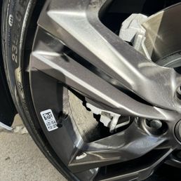 Dirty rims. NOT CLEAN