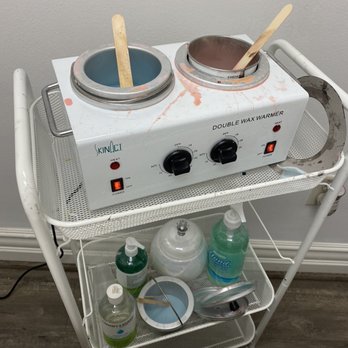 Gorgeous Salon - Wax sticks sticking out, not cleaned up, uncovered...what is that on the bottom? - Waxing Near Me - Fresno, California