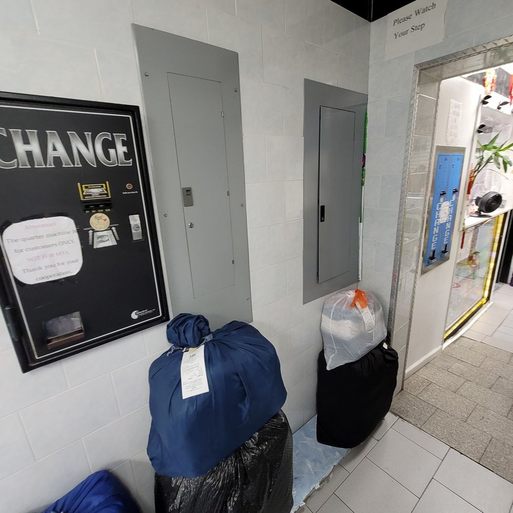 4 U Laundromat - Laundromat Near Me - Queens, New York 4 U Laundromat - Laundromat Near Me - Queens, New York