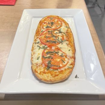 Uptown Bistro - Margarita Flatbread - Seafood Near Me - Myrtle Beach, South Carolina