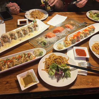 Genghix - Sushi Bars Near Me - Castro Valley, California Genghix - Sushi Bars Near Me - Castro Valley, California