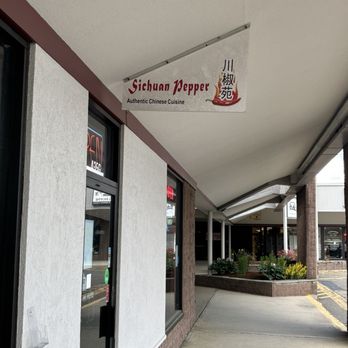 Sichuan Pepper - Outside sidewalk - Szechuan Near Me - Vernon, Connecticut