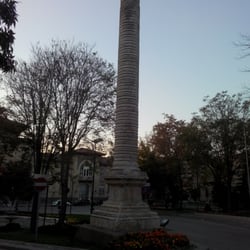 Jülian Sütunu