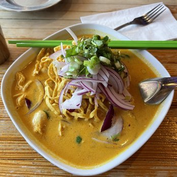Pestle Rock - Kao Soi - Thai Near Me - Seattle, Washington