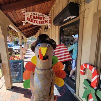 Old Mill Candy Kitchen - Turkey was here - Candy Stores Near Me - Pigeon Forge, Tennessee