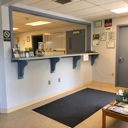 Dave's Collision - Office & Waiting area