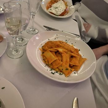 Giuliana's - Stuffed rigatoni - Italian Near Me - Staten Island, New York