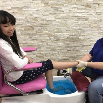 Papio Nails and Spa - Nail Salons Near Me - Papillion, Nebraska