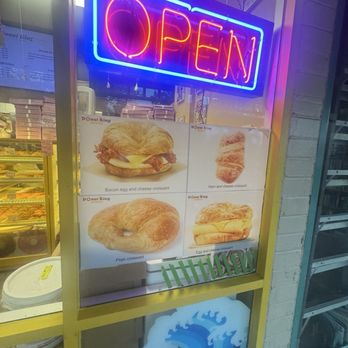 Donut King Hawaii - Yummy Breakfast sandwiches too! - Donuts Near Me - Kailua, Hawaii Donut King Hawaii - Yummy Breakfast sandwiches too! - Donuts Near Me - Kailua, Hawaii