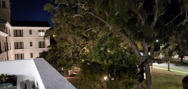 The White House Hotel by null