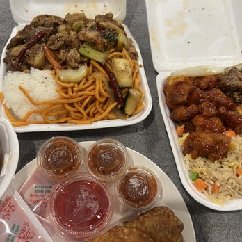 No1 Chinese Food - Chow mein, steamed House Special Fried Rice, potatoes and chicken, orange chicken, and chicken egg rolls - Chinese Near Me - Costa Mesa, California No1 Chinese Food - Chow mein, steamed House Special Fried Rice, potatoes and chicken, orange chicken, and chicken egg rolls - Chinese Near Me - Costa Mesa, California
