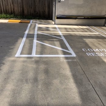 Royal Striping - Striping compact and pedestrian walkway - Masonry/Concrete Near Me Royal Striping - Striping compact and pedestrian walkway - Masonry/Concrete Near Me
