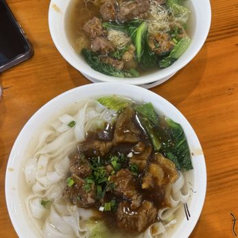 Lam's Kitchen - beef and tendon look fun/mein in soup - Noodles Near Me - Honolulu, Hawaii Lam's Kitchen - beef and tendon look fun/mein in soup - Noodles Near Me - Honolulu, Hawaii