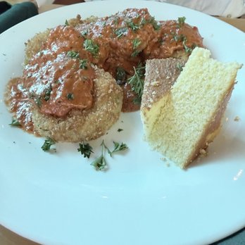 The Cottage - Fried Green Tomatoes - Cafes Near Me - Bluffton, South Carolina The Cottage - Fried Green Tomatoes - Cafes Near Me - Bluffton, South Carolina