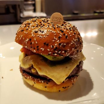 Gordon Ramsay Burger Las Vegas - Hells kitchen burger - Burgers Near Me - Las Vegas, Nevada