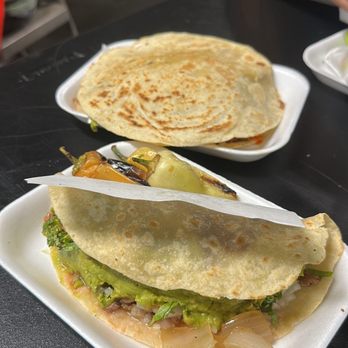 Tacos el Uzzi - carne asada quesadilla - Tacos Near Me - San Diego, California Tacos el Uzzi - carne asada quesadilla - Tacos Near Me - San Diego, California