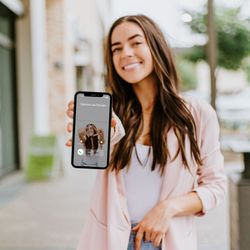 Sabrina Lee Socials