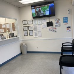 Clinica Medica Familiar - We specialize in Family Medicine, Geriatrics, Pediatrics and OBGYN, Call us to set an appointment 855-505-7467.