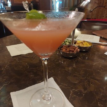 The Peabody Memphis - Cosmo - Hotels Near Me - Memphis, Tennessee