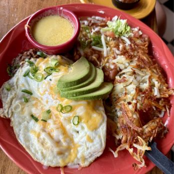 MartAnne's - Eggs Benedict Special - Breakfast & Brunch Near Me - Flagstaff, Arizona