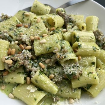 Tutta Bella - Gnocchi with Creamy Pesto and Crumbled Italian Sausage and subbed the Rigatoni pasta - Pizza Near Me - Seattle, Washington Tutta Bella - Gnocchi with Creamy Pesto and Crumbled Italian Sausage and subbed the Rigatoni pasta - Pizza Near Me - Seattle, Washington
