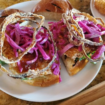 Bar Sera - Chicken sliders - New American Near Me - Conshohocken, Pennsylvania