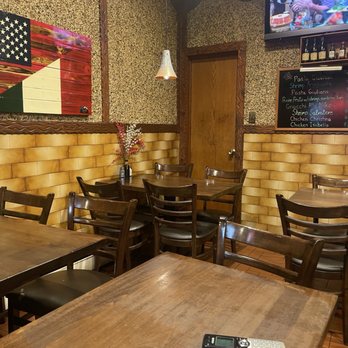 Genovese Pizzeria & Restaurant - Pizza Near Me - Valley Stream, New York Genovese Pizzeria & Restaurant - Pizza Near Me - Valley Stream, New York