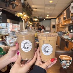 Carp Moon Cafe - Mocha & cafe de olla lattes