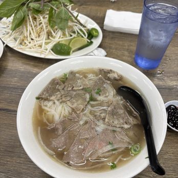 Pho Century Vietnamese Restaurant - brisket and rare steak pho again - Vietnamese Near Me - Upland, California Pho Century Vietnamese Restaurant - brisket and rare steak pho again - Vietnamese Near Me - Upland, California